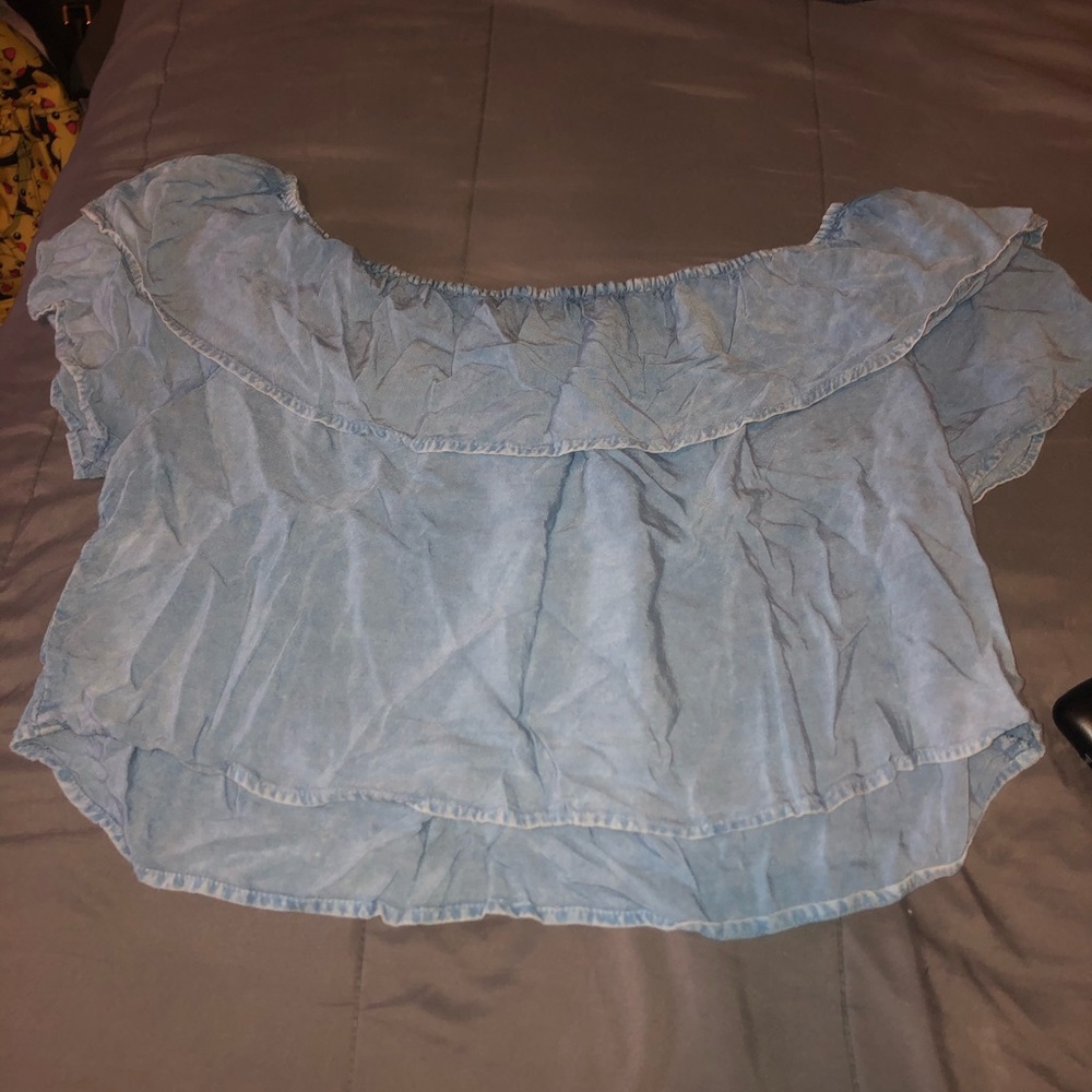 DENIM OFF THE SHOULDERS CROP TOP